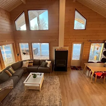 Moekki Luonnon Rauhassa *